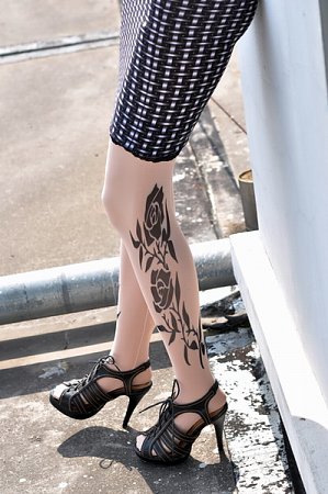 Fashion punčochy s s tetováním vel.uni